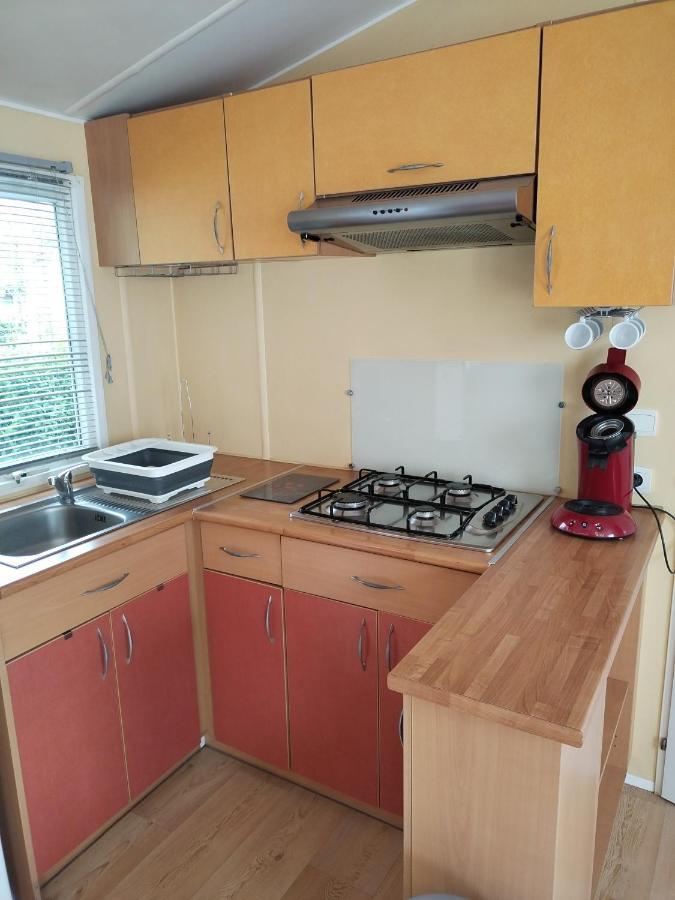 Mobil-Home Coin De Paradis En Cote D'Opale Sur Terrain Prive Et Sa CaravaneHermelinghen エクステリア 写真